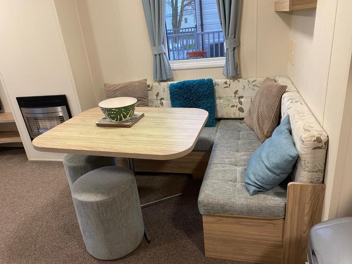 Willow Lodge Crowle  외부 사진