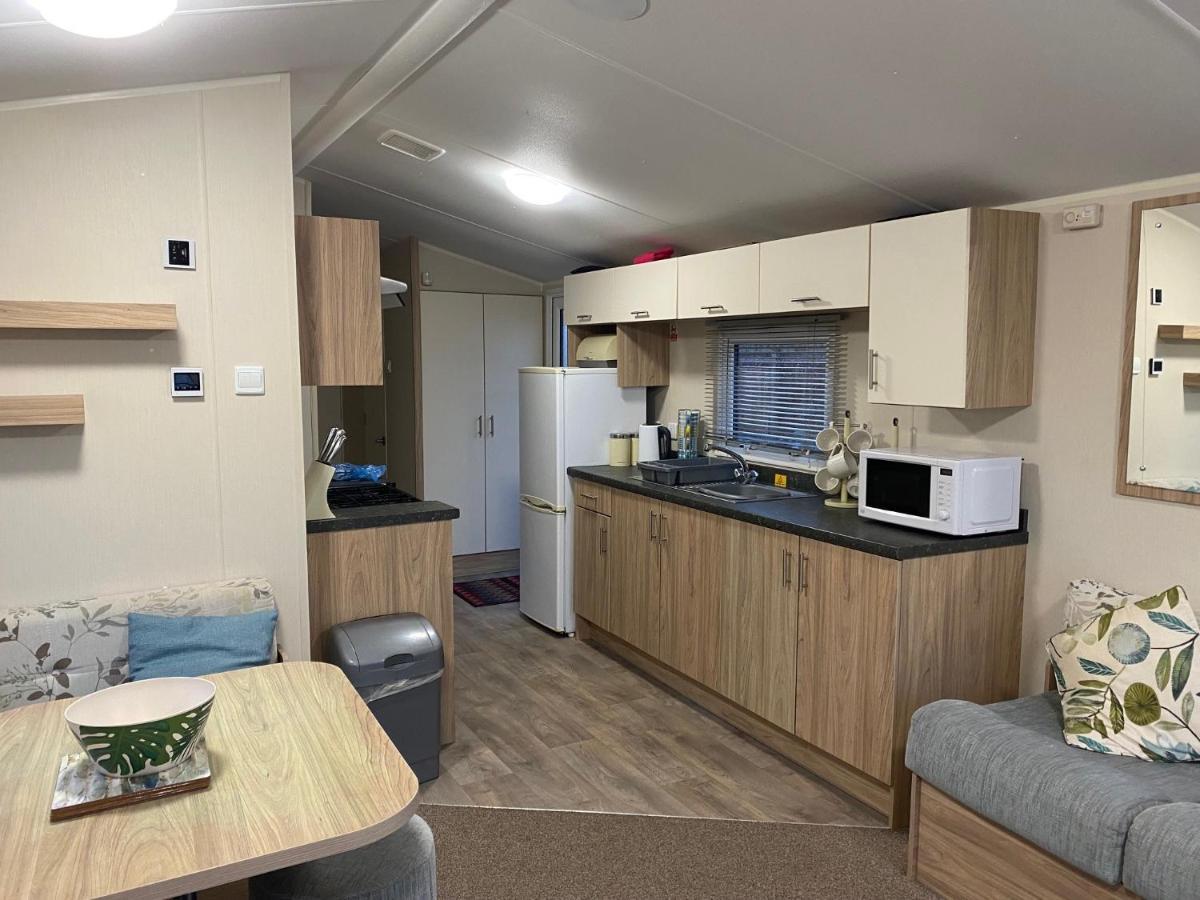Willow Lodge Crowle  외부 사진